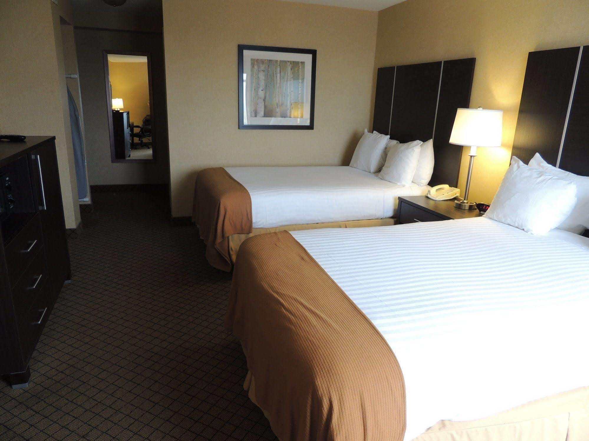 Four Points By Sheraton Hamilton - Stoney Creek Bagian luar foto