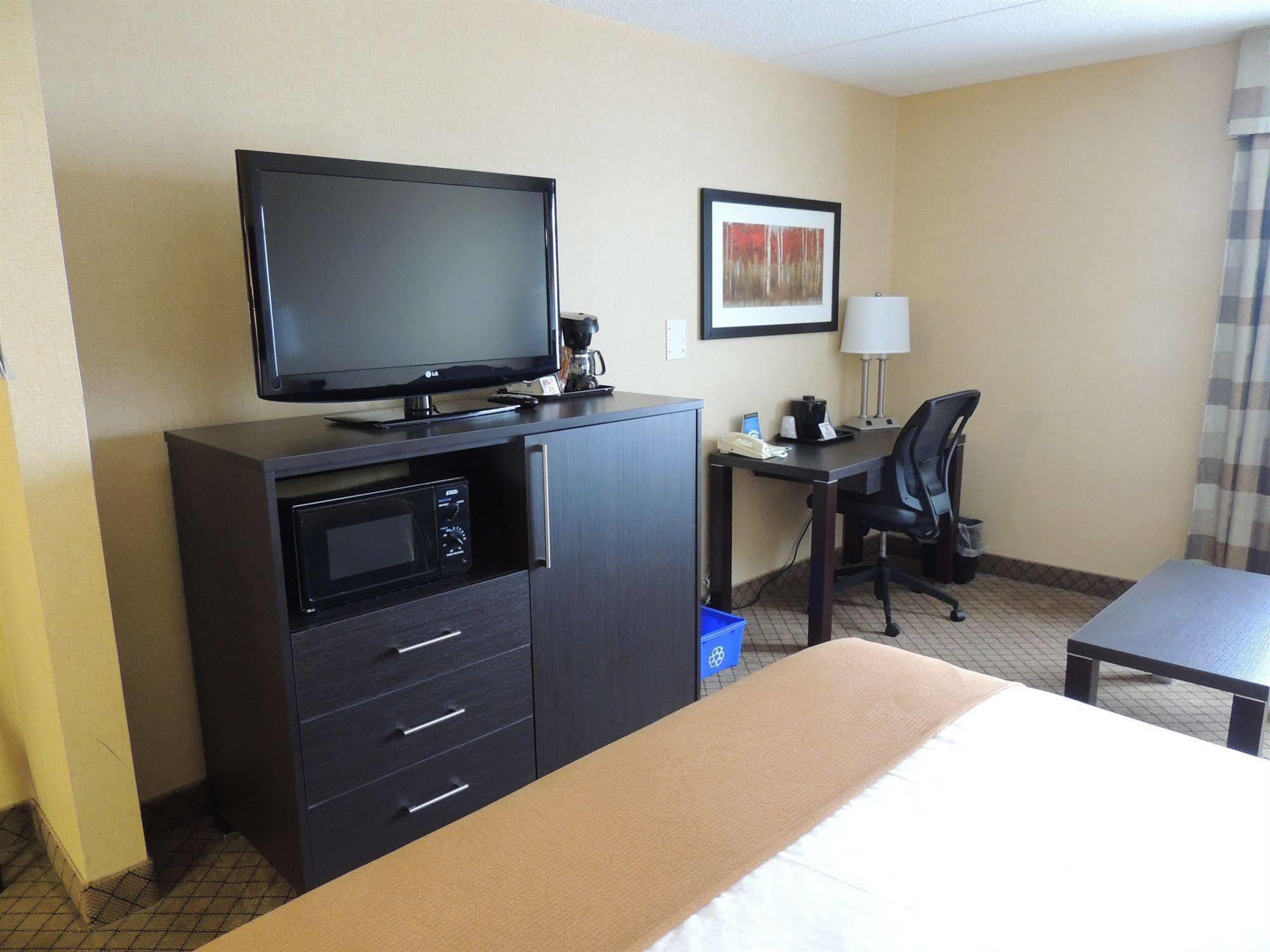 Four Points By Sheraton Hamilton - Stoney Creek Bagian luar foto